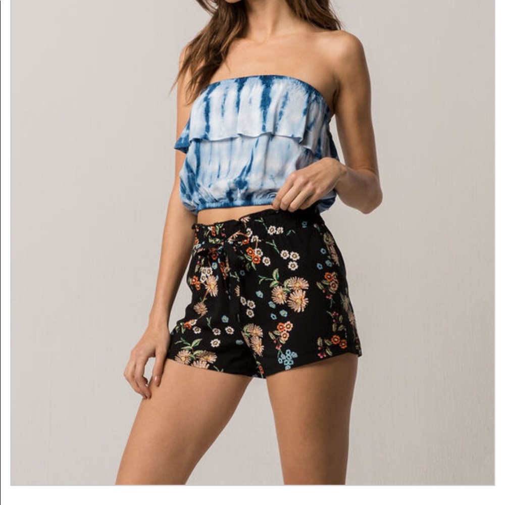 Sky and Sparrow Floral shorts